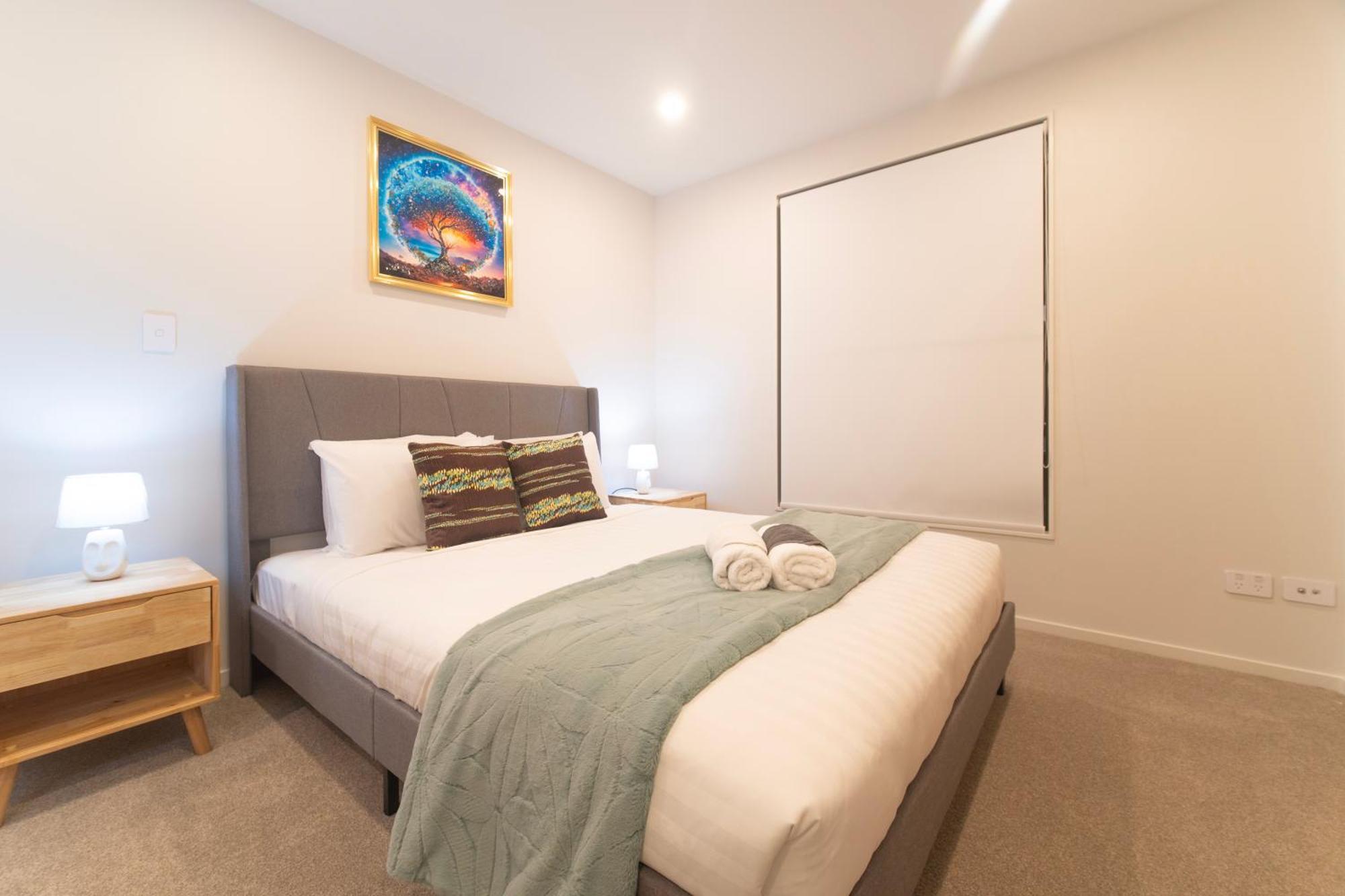 Modern Townhouse Close To City With Full Kitchen - Ellerslie Auckland Buitenkant foto